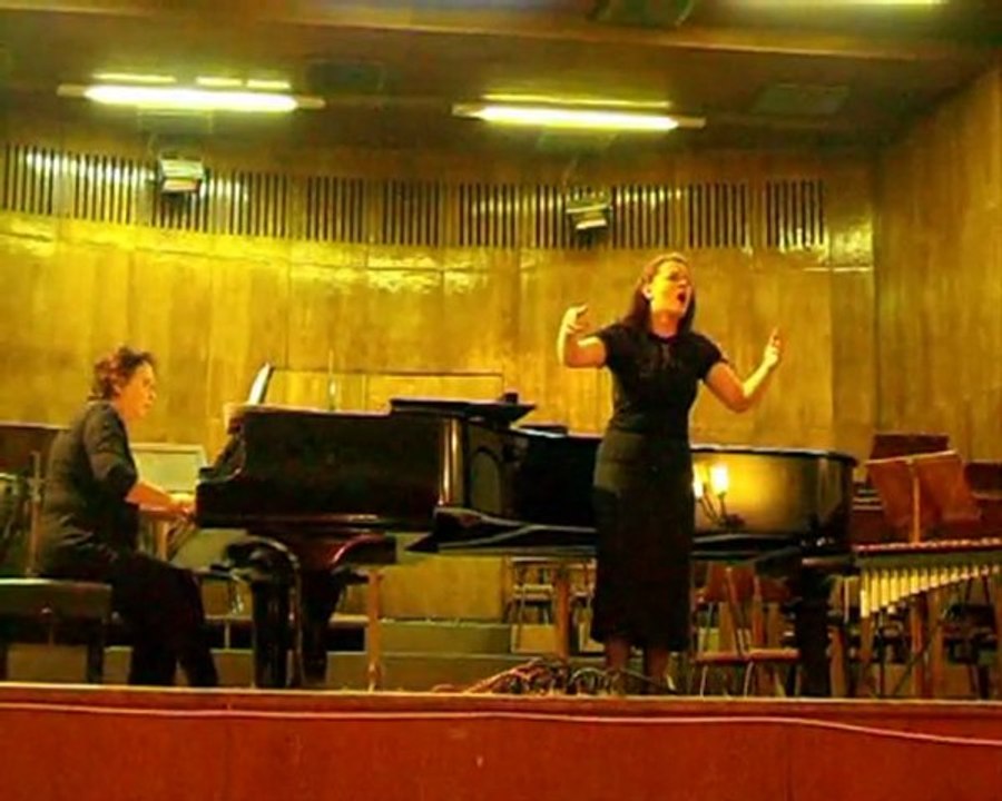 PANCHO VLADIGEROV OPERA YARIŞMASI, 1. ASUDE CEMRE İNCİ, 30 NİSAN 2011 BURGAZ-BULGARİSTAN