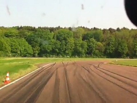 206 rc aux Ecuyers le 25/04/2011