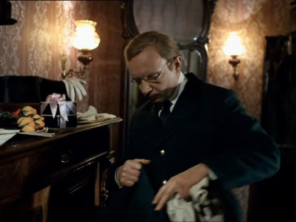 Под лаской плюшевого пледа-Жестокий романс