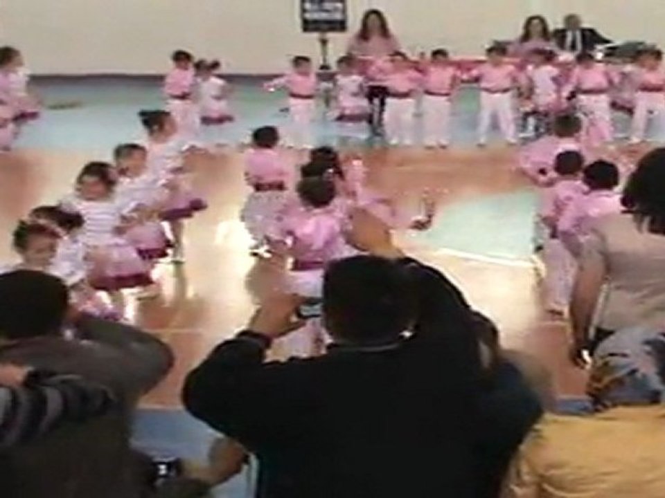 Vedat Ahmet Şen Anaokulu 23 Nisan 2011 Gösterisi