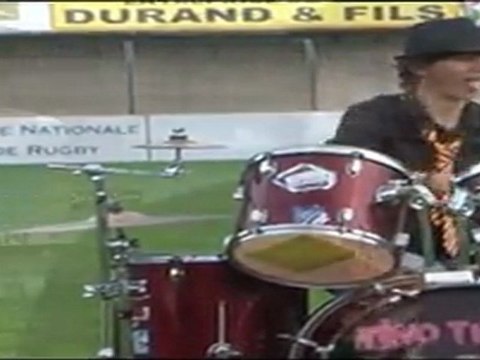 Extrait du clip des Two Times Late - Mai 2011