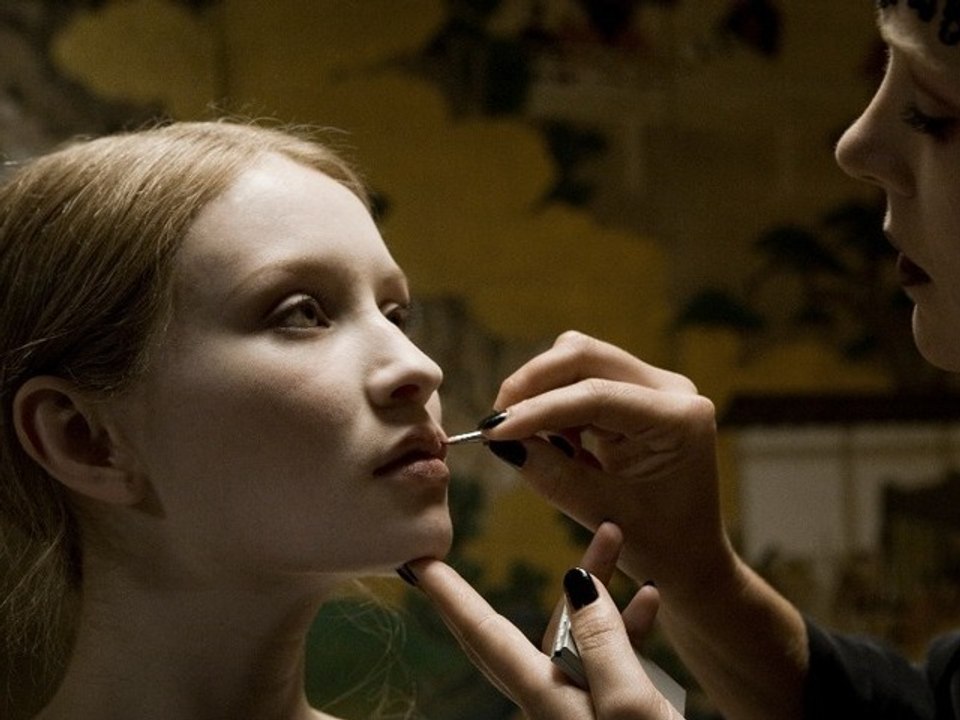 SLEEPING BEAUTY - extrait