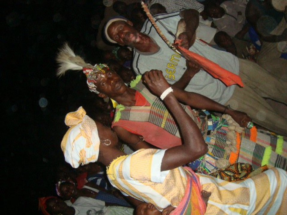 La poetesse Nathy Ebriet enfants habitants de Paroumba Senegal 2
