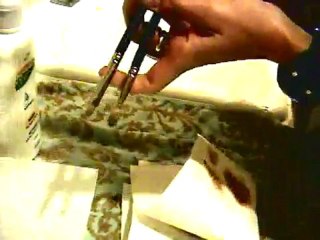 How To Clean Make-Up Brushes (SD)