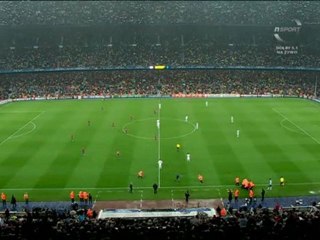 kretyn na boisku w meczu Barca vs Real