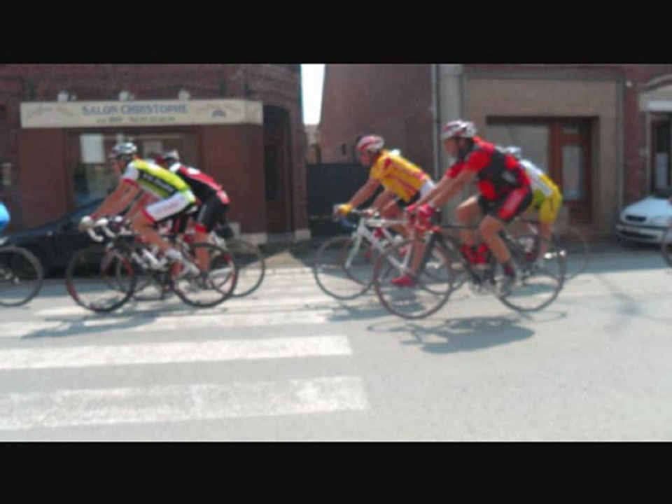 COURSE CYCLISTE MARCOING 30 AVRIL 2011