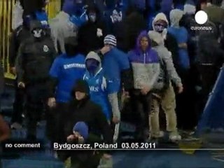 Polish cup final ends with pitch invasion - no comment