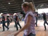Chasing Girls country line dance - WILD COUNTRY