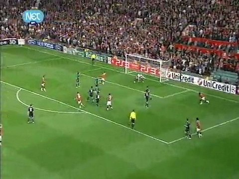 GOAL APO TON GIBSON MANCHESTER - SCHALKE 2-0