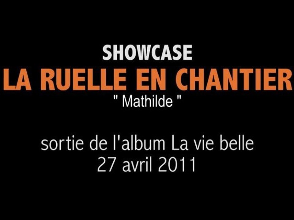 La ruelle en chantier / Mathilde