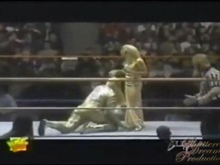 Crush vs. Goldust - Raw - 2/3/97