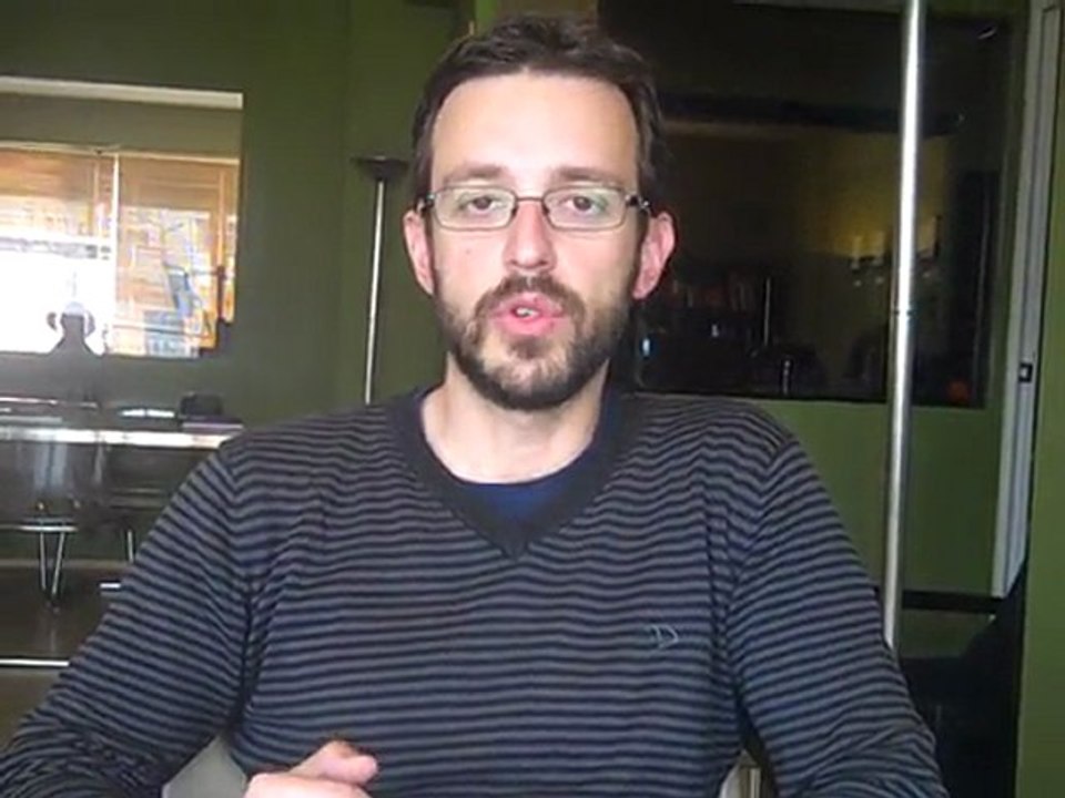 Ο Άρης Χατζηστεφάνου μιλά στο News247.gr για τη δημιουργία του Debtocracy