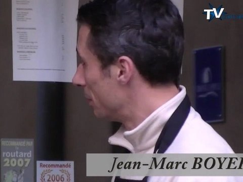 Le Chef Étoilé Jean-Marc Boyer propose son Astuce de Chef : « Le Camembert Chaud/Pommes Pailles » :