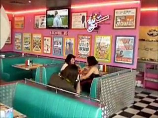 Backstage  Shoes & Art  JeanRian.com au Tommy's Café Avignon ( 02 . 05 .2011 )