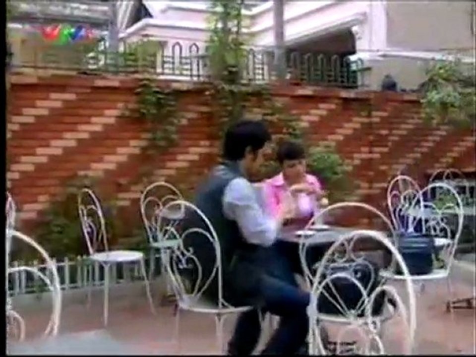 Ngoi Biet Thu Mau Tro Lanh 01_clip2