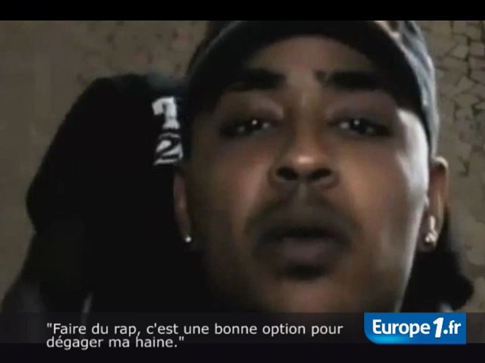 "Hortefeux, t'es un pingouin"