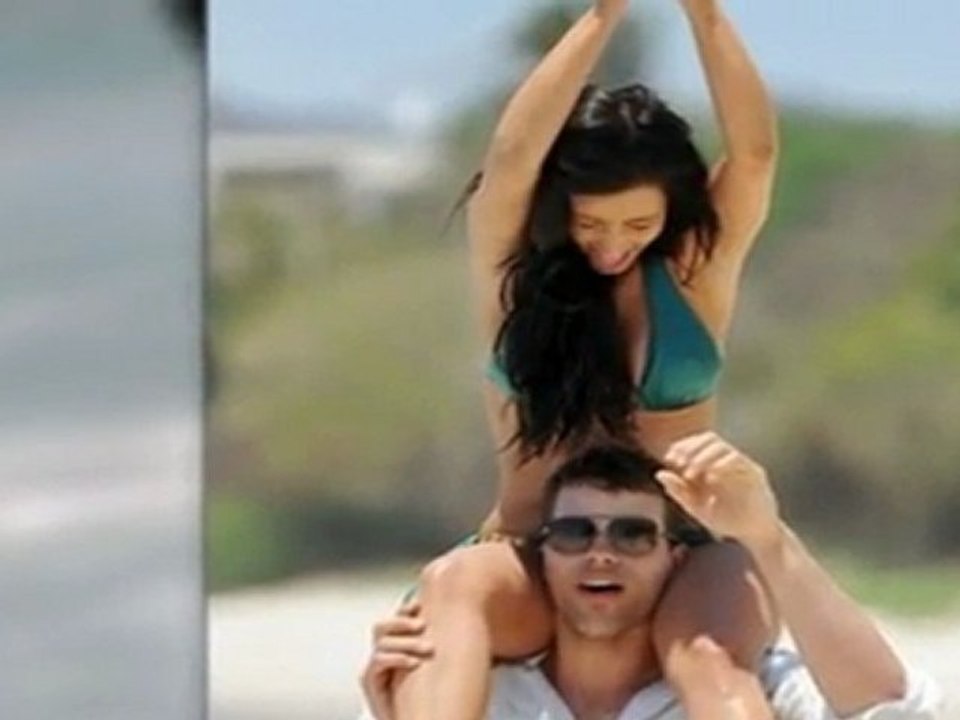 Exklusiv: Kim knutscht öffentlich