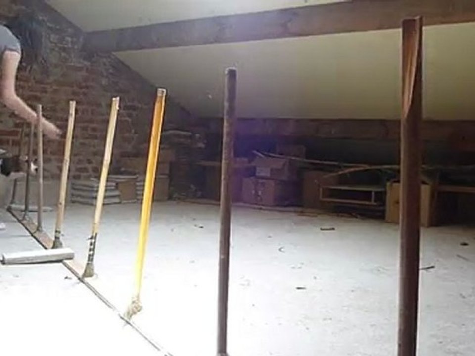 apprentissage du slalom a la maison