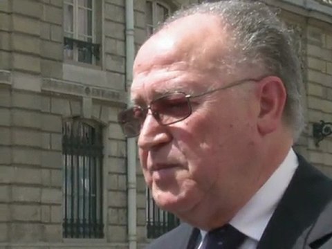 Accueil des migrants tunisiens: un opposant critique la France