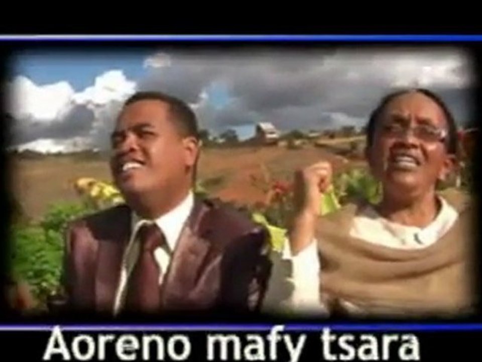 3 A (Aiza no misy - Aoreno mafy tsara - Anao aho Tompo o) - Tarika Christophe Ratrema