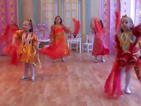 Танец огня в детском саду Солнышко на Соломенной сторожке