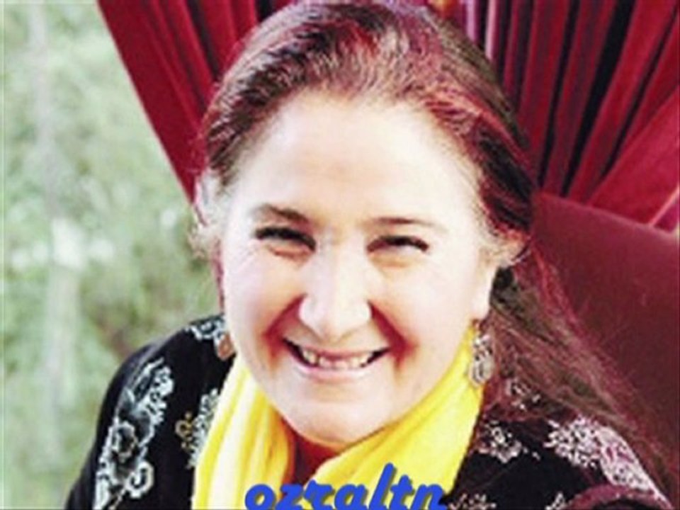 SABAHAT AKKİRAZ  BAK ŞİMDİ (YİNE ARZULADIM BİZİM ELLERİ)