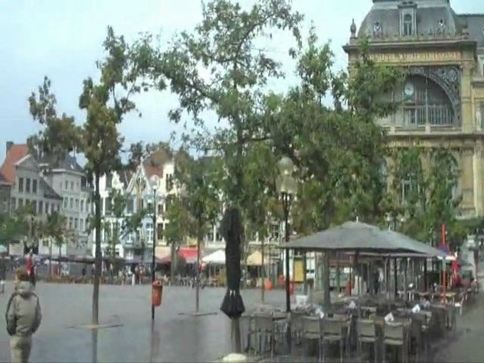 nen achternoene in de stad  LES ESCARGOTS DE GAND