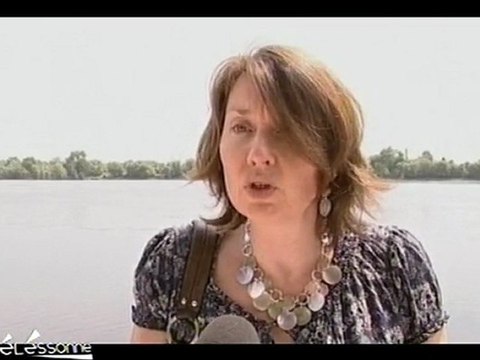 Le lac de Viry-Châtillon envahi par des plantes!