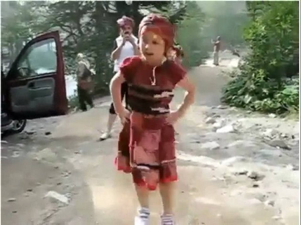 HORON BÖYLE OYNANIR İZLEYİN PAYLAŞIN www.sosyetekaradeniz.com