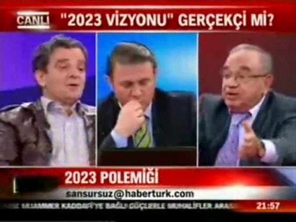 Osman Altuğ Yiğit Bulut Sansürsüz Nisan 2011 - Hedef 2023