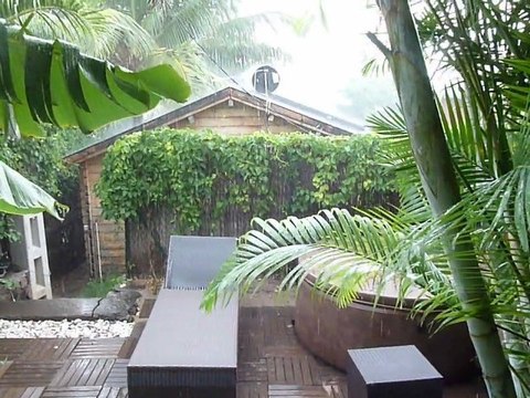 Pluie d'orage à la Saline-les-Bains