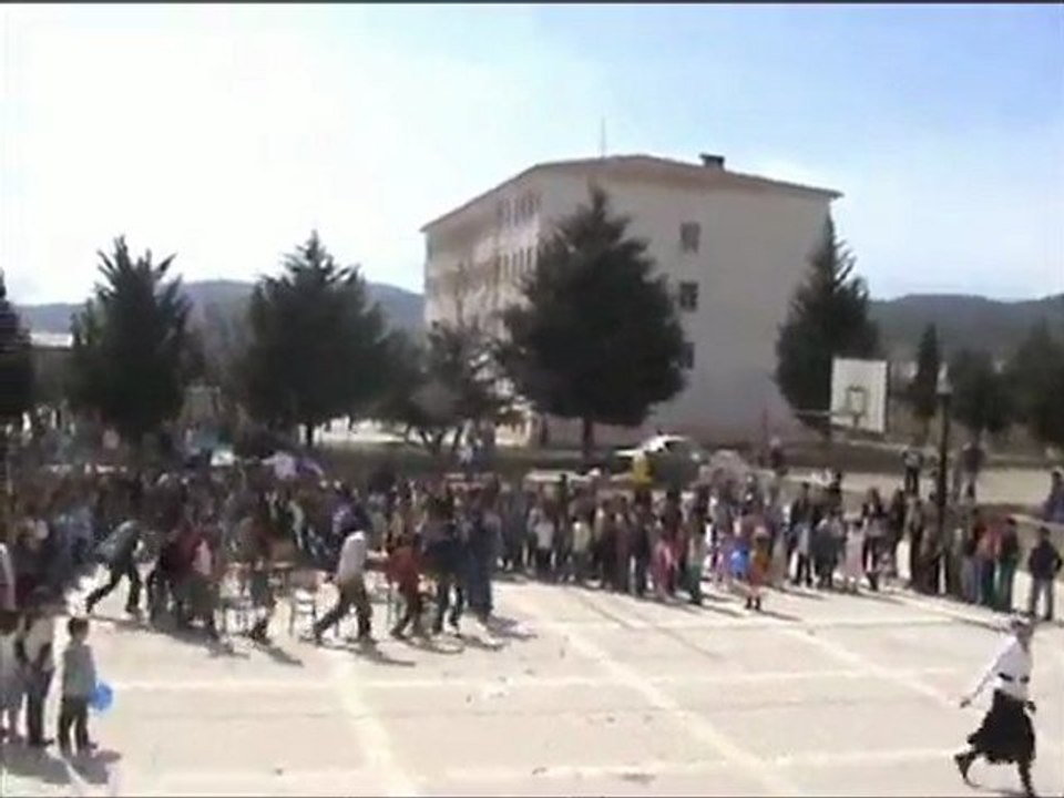 çivril 75. Yıl İlköğretim Okulu Nevruz 2011-3