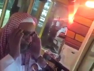 Vidéo rare au coeur de L'adhan à La Mecque...