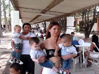 Reclusas celebran el Día de la Madre en Honduras