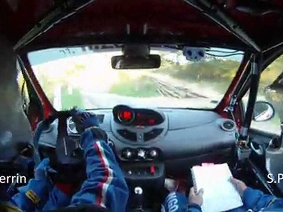 PA. Perrin / S. Poujol - Lyon Charbonnières 2011 - ES 12 Marchampt - Renault Twingo R1