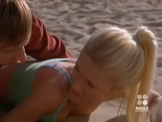 PARIS HILTON GOES FOR OSCAR