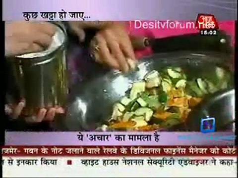Saas Bahu Aur Betiyan [AajTak News] - 9th May 2011 - Part2