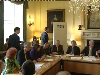 GP's chief warns PM over health reform