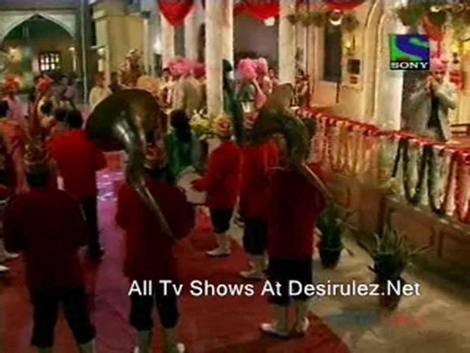 Chhajje Chhajje Ka Pyaar  9th may 2011 pt3