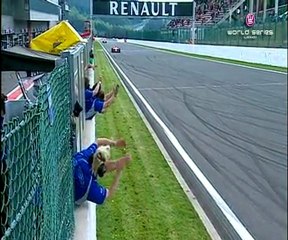 Download Video: World Series by Renault - Spa-Francorchamps 2011 - Highlights - Français