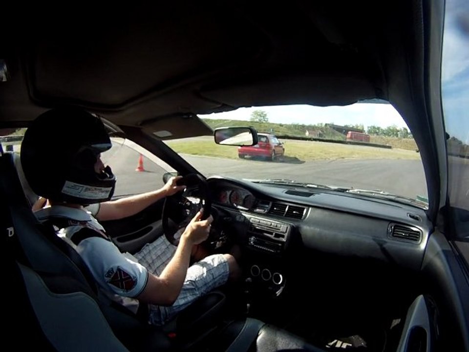 Session piste 1/3 - honda civic - anneau du rhin - 09.05.11