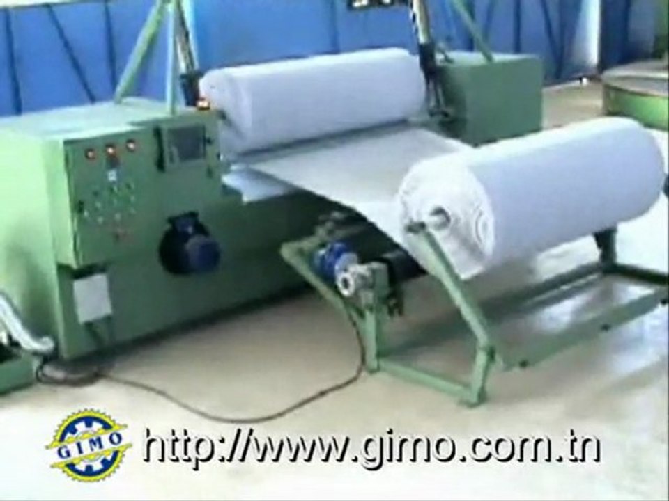 Machine à dérouler à couteau-ruban pour découper la mousse (GIMO)