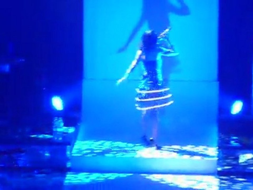 Jenifer L'envers du Paradis - Liège- 06/05/2011