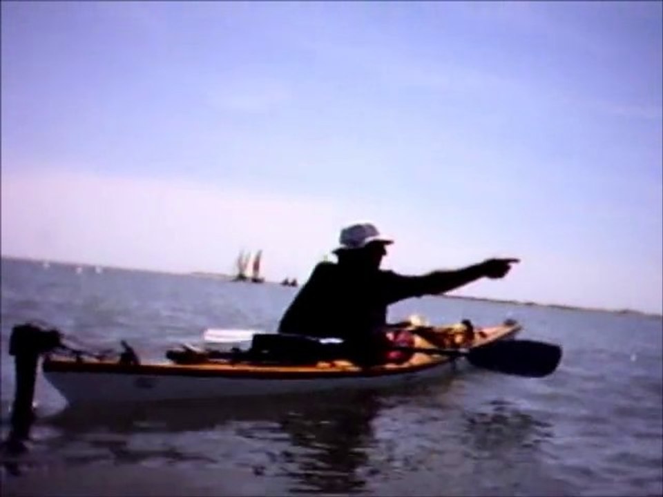 PATRICK ESSAI SA VOILE DANS LA  BAIE DE BONNE ANSE