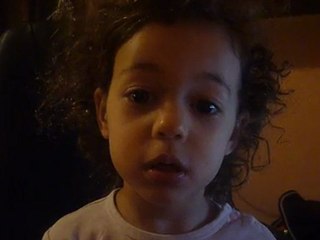 rihanna what's my name c'est Kamilya  qui chante