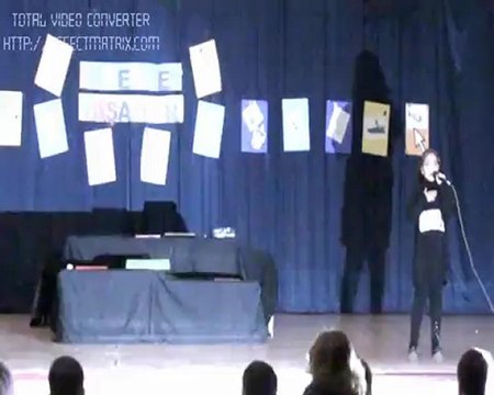 Cumhuriyet İlköğretim Okulu İnternet Haftası tiyatroları.