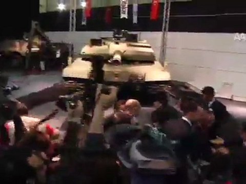 YENİ SİLAHLAR GÖRÜCÜDE