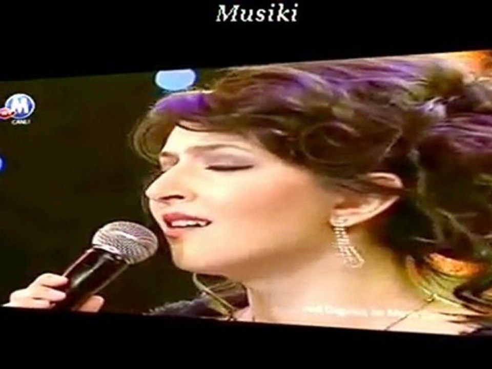 Gülşah Çubukçuoğlu-Gözünün Rengini Sordum Kara Sevda dediler.HD