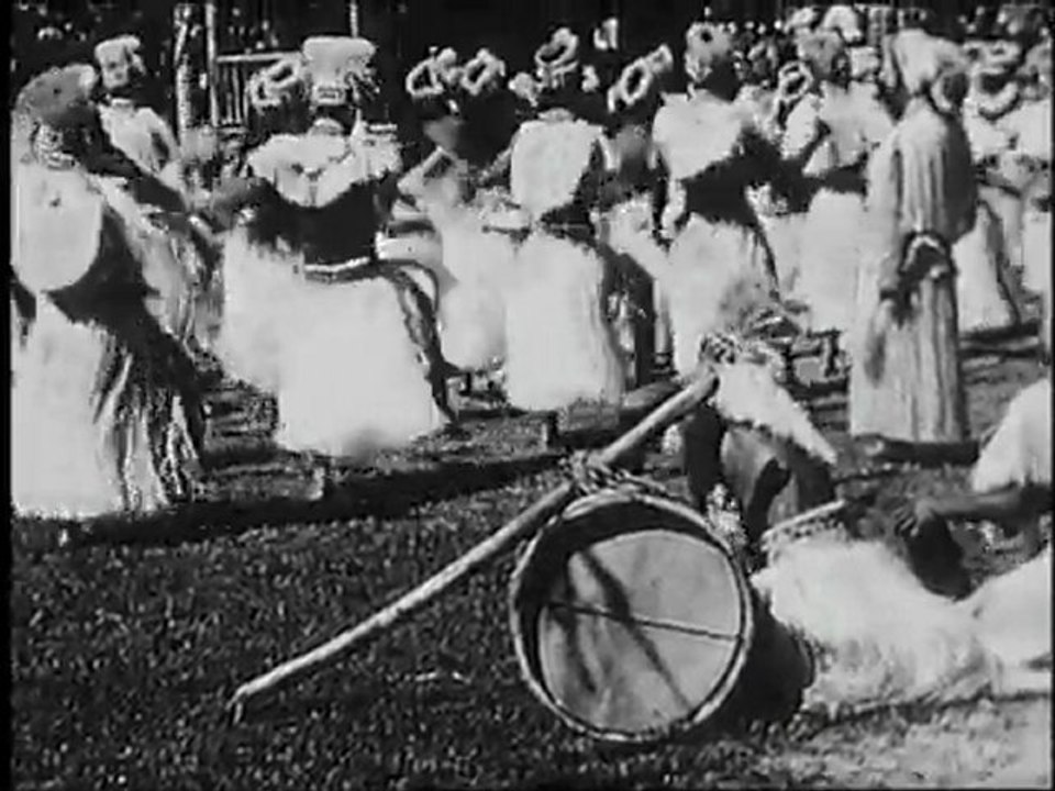 ABBAYE DAOULAS - EXPO 2011 - Extrait vidéo - Danse des Vahinés