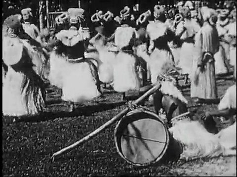 ABBAYE DAOULAS - EXPO 2011 - Extrait vidéo - Danse des Vahinés